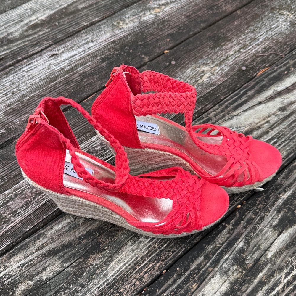 Steve Madden Red Braided T-Strap Heels - Picture 4 of 13